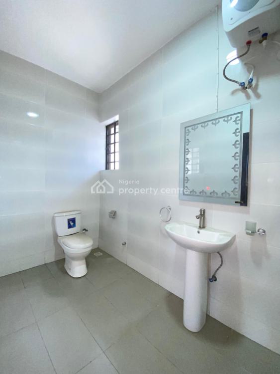 2 Bedroom Apartment, Ilasan, Lekki, Lagos, Flat / Apartment for Sale