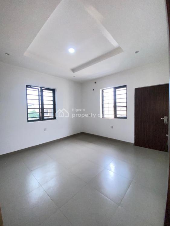 2 Bedroom Apartment, Ilasan, Lekki, Lagos, Flat / Apartment for Sale