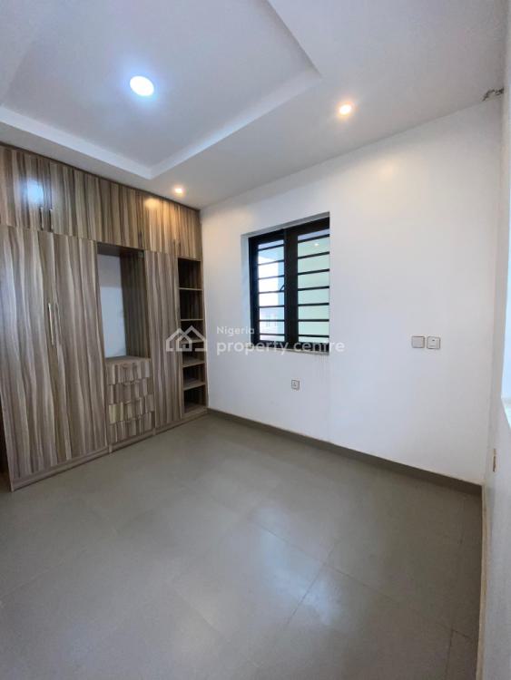 2 Bedroom Apartment, Ilasan, Lekki, Lagos, Flat / Apartment for Sale