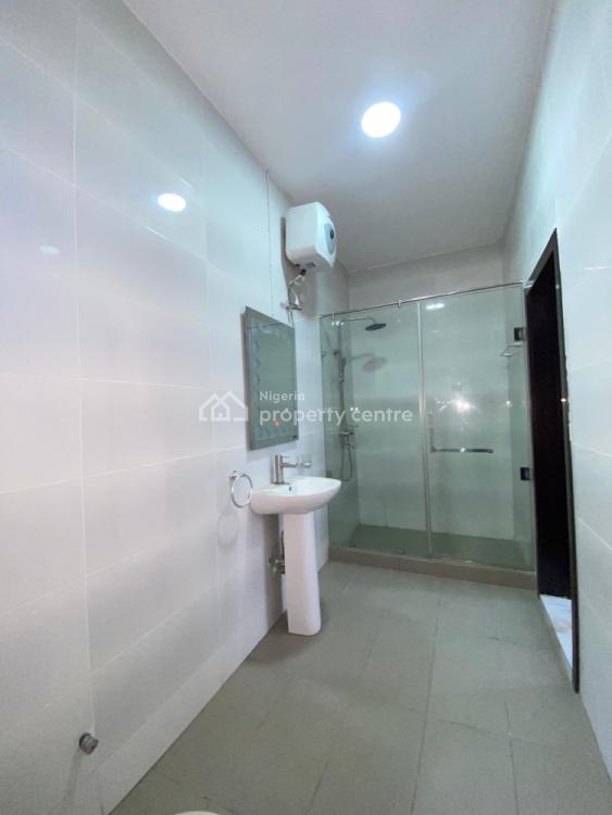 2 Bedroom Apartment, Ilasan, Lekki, Lagos, Flat / Apartment for Sale