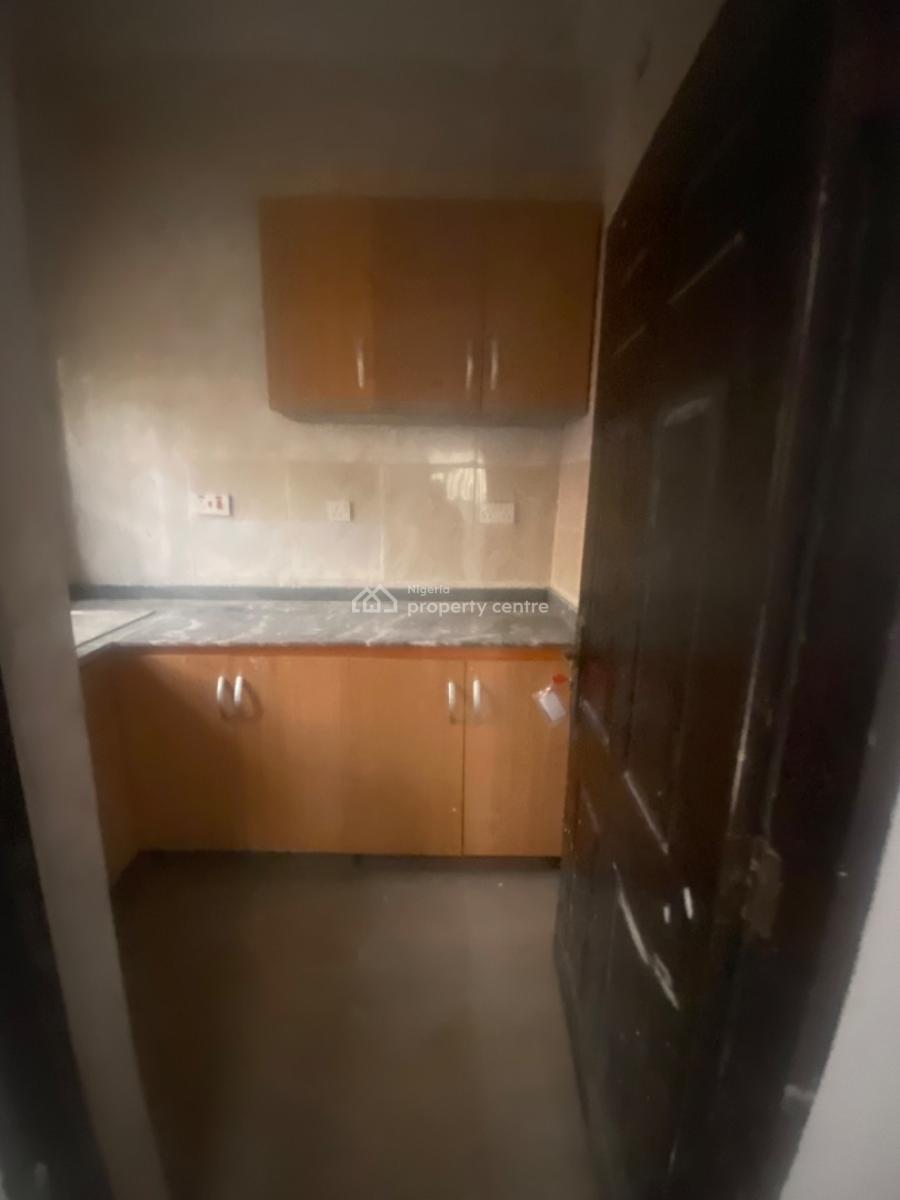 Luxuriously Nice Spacious Mini Flat, 16 a Joseph Close, Sangotedo, Ajah, Lagos, Mini Flat (room and Parlour) for Rent