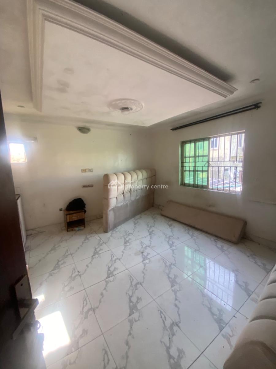 Luxuriously Nice Spacious Self Contain, 16a, Joseph Close, Sangotedo, Ajah, Lagos, Self Contain (single Rooms) for Rent