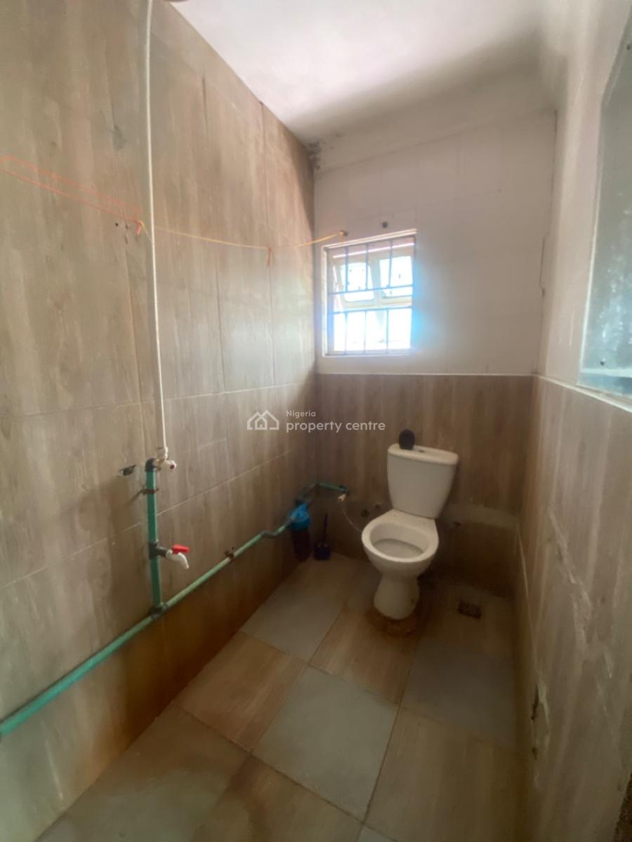 Luxuriously Nice Spacious Self Contain, 16a, Joseph Close, Sangotedo, Ajah, Lagos, Self Contain (single Rooms) for Rent
