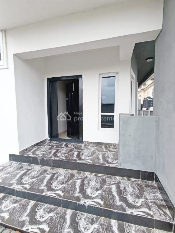 For Rent Five Bedroom Duplex, Pinnock Beach Estate, Osapa, Lekki, Lagos 5 Beds, 5 Baths (Ref