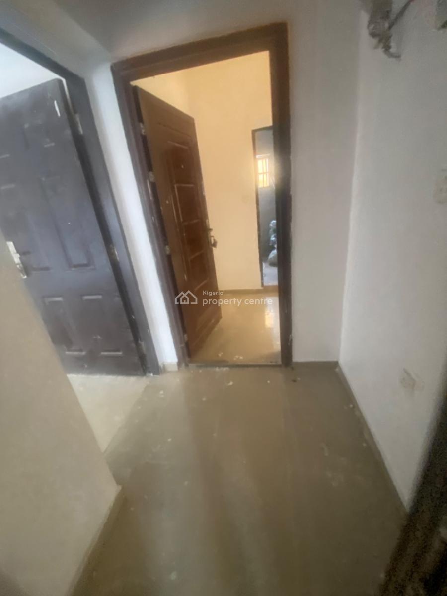 a Well Finished Luxuriously Spacious 2 Bedroom Flat, 13a, Bello Street, Sangotedo, Ajah, Lagos, Flat / Apartment for Rent