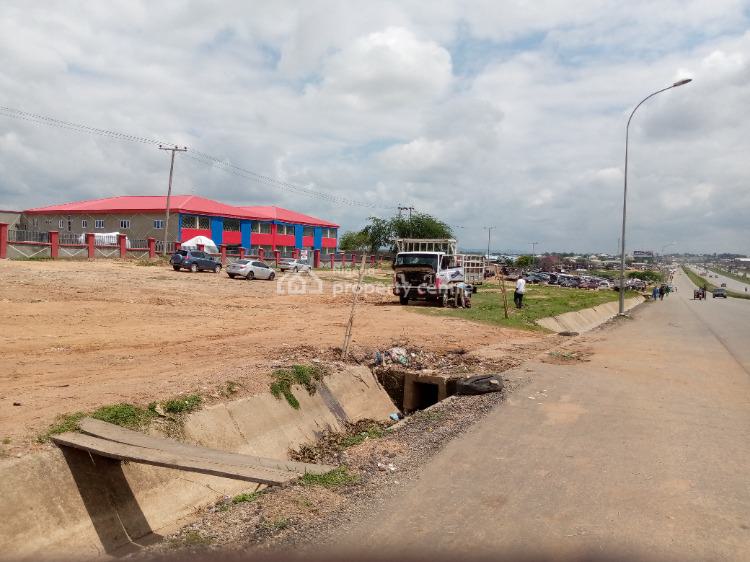 Standard Warehouse, Deidei -kubwa Expressway, Kubwa, Abuja, Warehouse for Rent