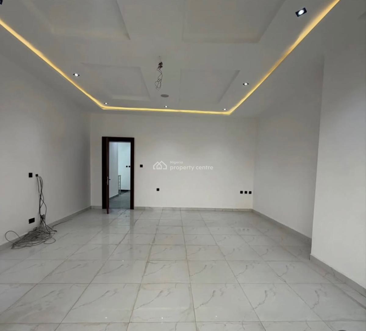 Luxury 6 Bedroom Fully Detached Duplex, Guzape District, Abuja, Detached Duplex for Sale