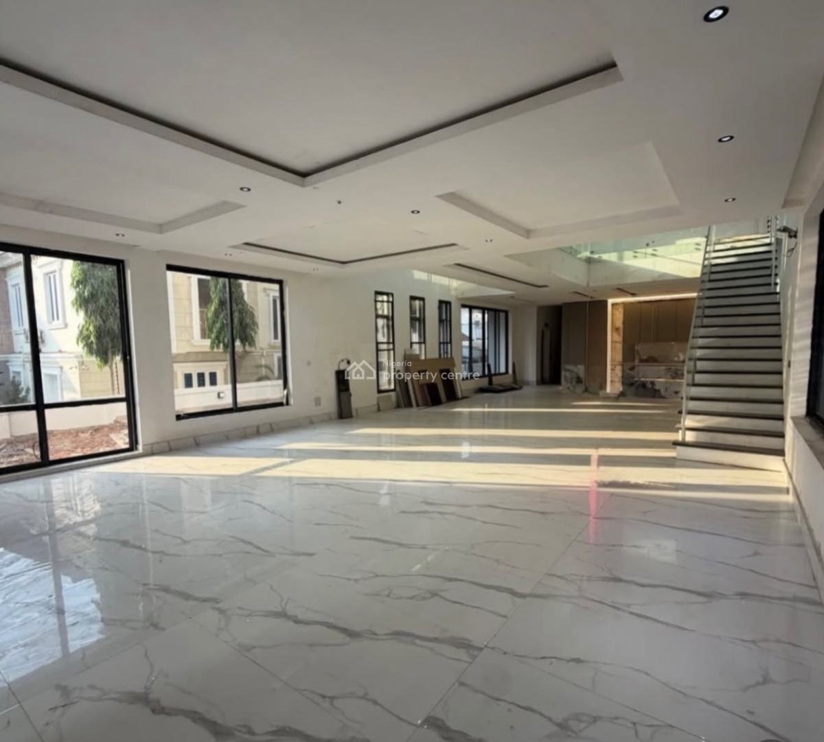 Luxury  7 Bedrooms Fully Detached Duplex with 2 Bedrooms Charlet, Guzape District, Abuja, Detached Duplex for Sale