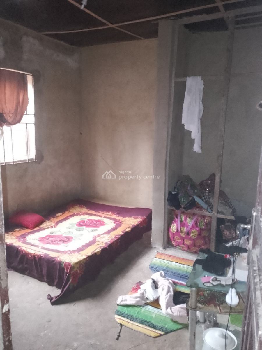 3 Bedroom Bungalow, Oreta, Igbogbo, Ikorodu, Lagos, Detached Bungalow for Sale