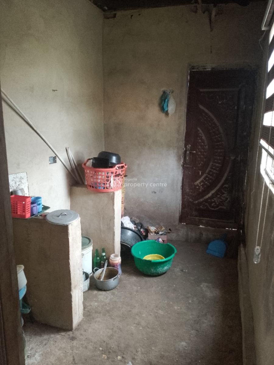 3 Bedroom Bungalow, Oreta, Igbogbo, Ikorodu, Lagos, Detached Bungalow for Sale