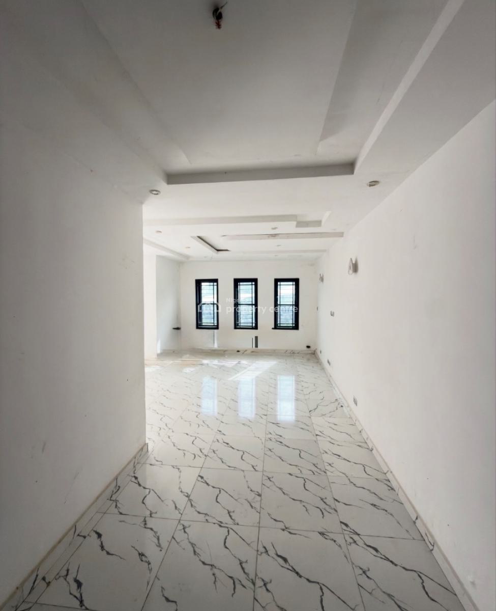 6 Bedroom Detached Duplex with 1 Bedroom Bq, Guzape District, Abuja, Detached Duplex for Sale