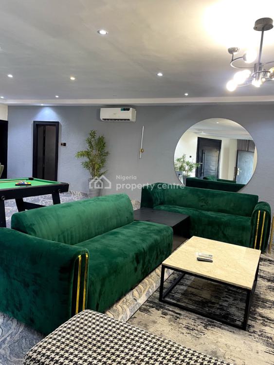 Luxury 3 Bedrooms Apartment with Snooker Board, Admiralty Way, Lekki Phase 1, Lekki, Lagos, Flat / Apartment Short Let
