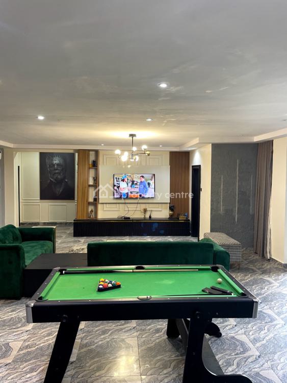 Luxury 3 Bedrooms Apartment with Snooker Board, Admiralty Way, Lekki Phase 1, Lekki, Lagos, Flat / Apartment Short Let