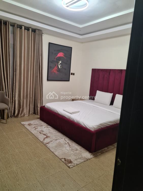 Luxury 3 Bedrooms Apartment with Snooker Board, Admiralty Way, Lekki Phase 1, Lekki, Lagos, Flat / Apartment Short Let