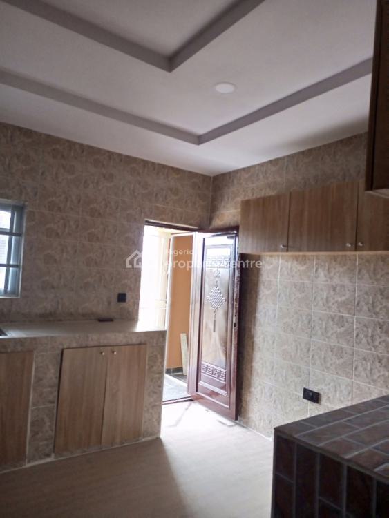 Luxury Sharp Built 2 Bedroom., Divine Avenue, Bucknor, Close to Community Bridge Ago, Isolo, Lagos, Flat / Apartment for Rent
