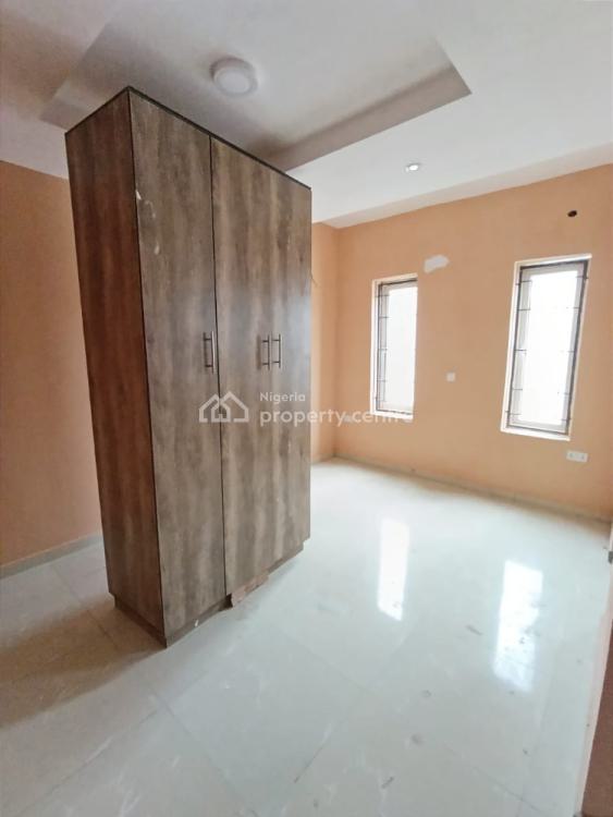 Nice Two-bedroom Apartment in a Serene Environment, Ologolo, Lekki, Lagos, Flat / Apartment for Sale