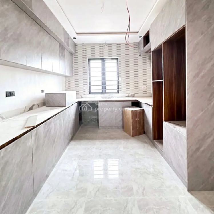Spacious 2 Bedroom Apartment with Excellent Living Area, Ikate, Lekki, Lagos, Flat / Apartment for Sale