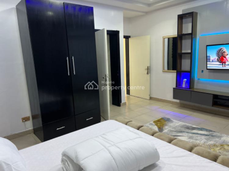 Luxury 3 Bedrooms Flat with Excellent Facilities, Block 3, Oakham, Cadogan Estate, Osapa, Lekki, Lagos, Flat / Apartment Short Let