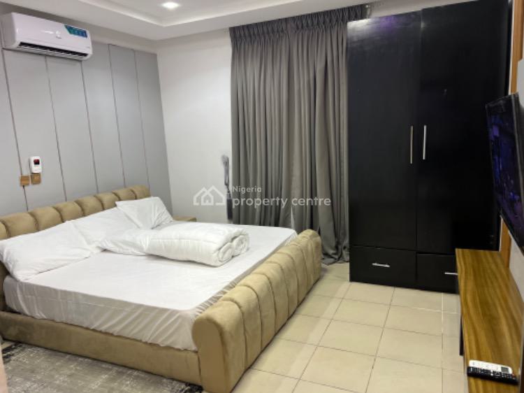 Luxury 3 Bedrooms Flat with Excellent Facilities, Block 3, Oakham, Cadogan Estate, Osapa, Lekki, Lagos, Flat / Apartment Short Let