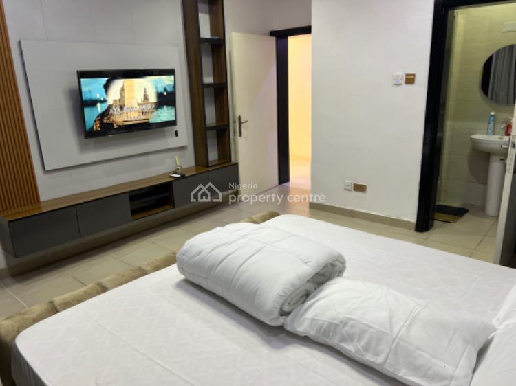 Luxury 3 Bedrooms Flat with Excellent Facilities, Block 3, Oakham, Cadogan Estate, Osapa, Lekki, Lagos, Flat / Apartment Short Let