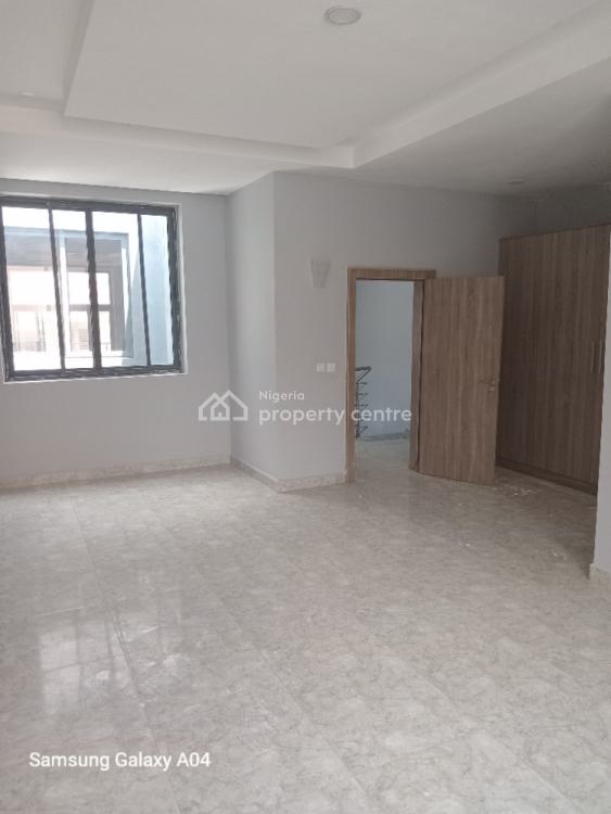 a Well Built Serviced 4 Bedrooms Terraced Duplex + 1bq, Guzape District, Abuja, Terraced Duplex for Rent