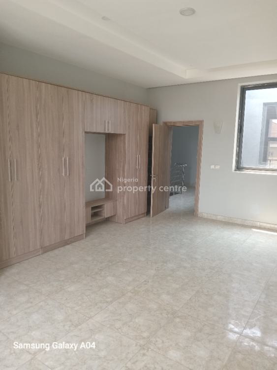 a Well Built Serviced 4 Bedrooms Terraced Duplex + 1bq, Guzape District, Abuja, Terraced Duplex for Rent