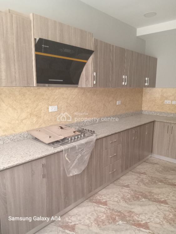a Well Built Serviced 4 Bedrooms Terraced Duplex + 1bq, Guzape District, Abuja, Terraced Duplex for Rent