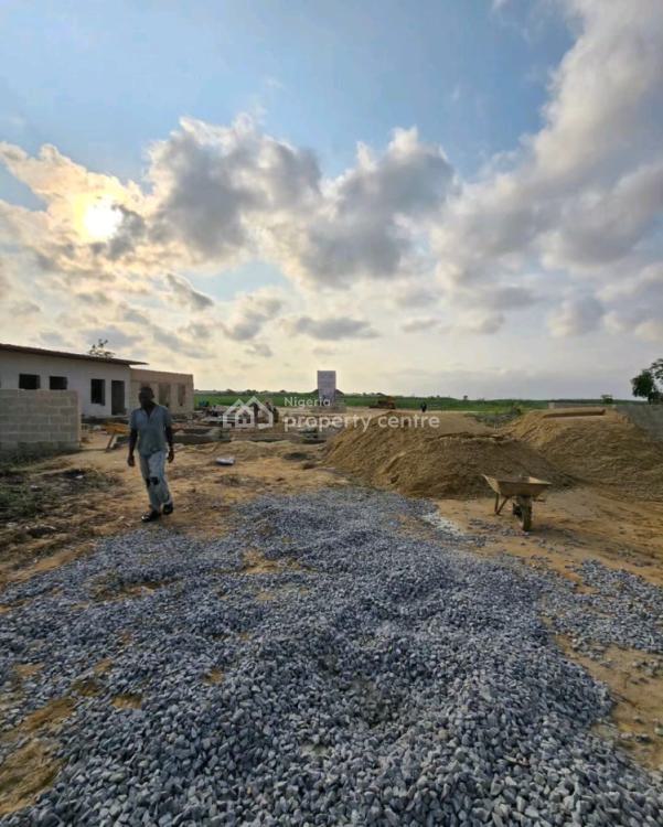 300sqm and 500sqm of Land, Chevron Drive, Lekki, Lagos, Mixed-use Land for Sale