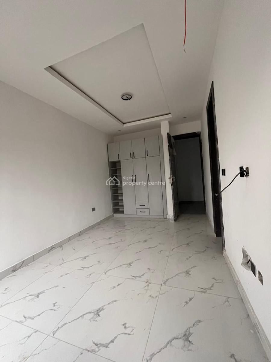 Exquisite 3 Bedroom Apartment with Bq, Adeniyi Jones, Ikeja, Lagos, Block of Flats for Sale