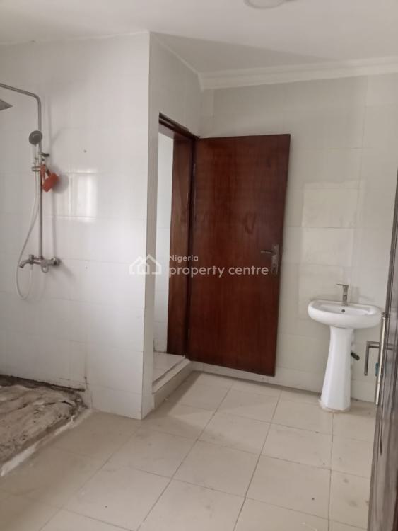 Massive 150 Sqm 3 Bedroom Flat Space, Victoria Island (vi), Lagos, Commercial Property for Rent