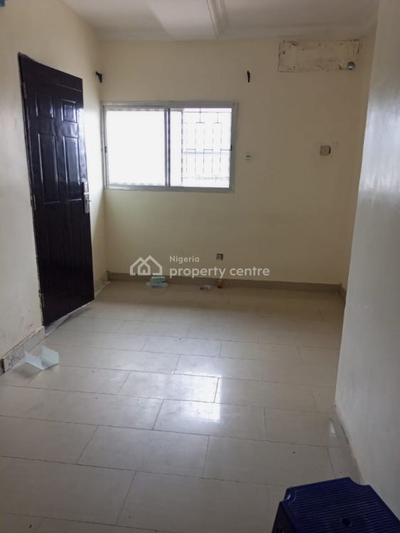 Massive 150 Sqm 3 Bedroom Flat Space, Victoria Island (vi), Lagos, Commercial Property for Rent