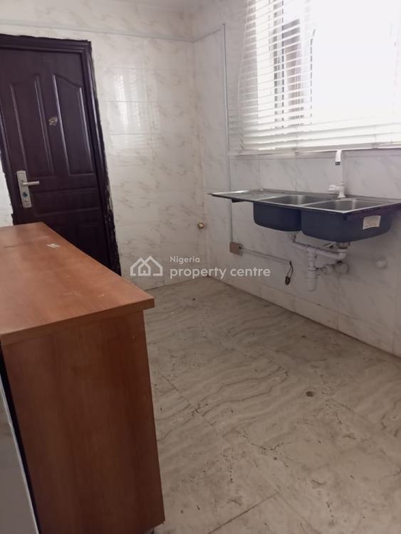 Massive 150 Sqm 3 Bedroom Flat Space, Victoria Island (vi), Lagos, Commercial Property for Rent
