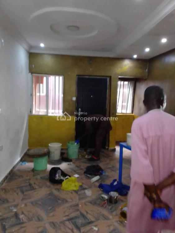 1 Bedroom, Akins.  Marshall Estate, Ajah, Lagos, Mini Flat (room and Parlour) for Rent