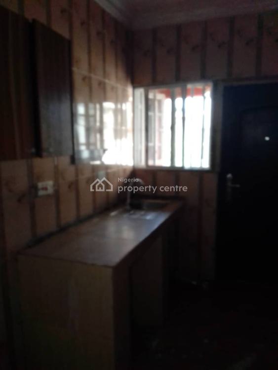 1 Bedroom, Akins.  Marshall Estate, Ajah, Lagos, Mini Flat (room and Parlour) for Rent