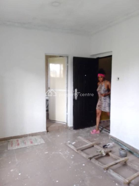 1 Bedroom, Akins.  Marshall Estate, Ajah, Lagos, Mini Flat (room and Parlour) for Rent