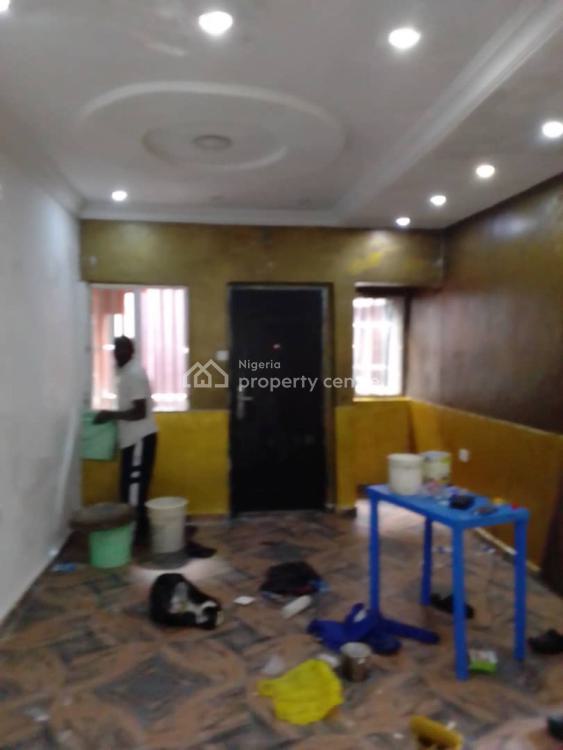 1 Bedroom, Akins.  Marshall Estate, Ajah, Lagos, Mini Flat (room and Parlour) for Rent