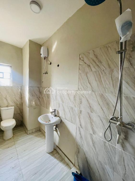 Beautifully Constructed 3 Bedroom Apartments with Gym and Swimming Pool, Surulere, Lagos, Block of Flats for Sale