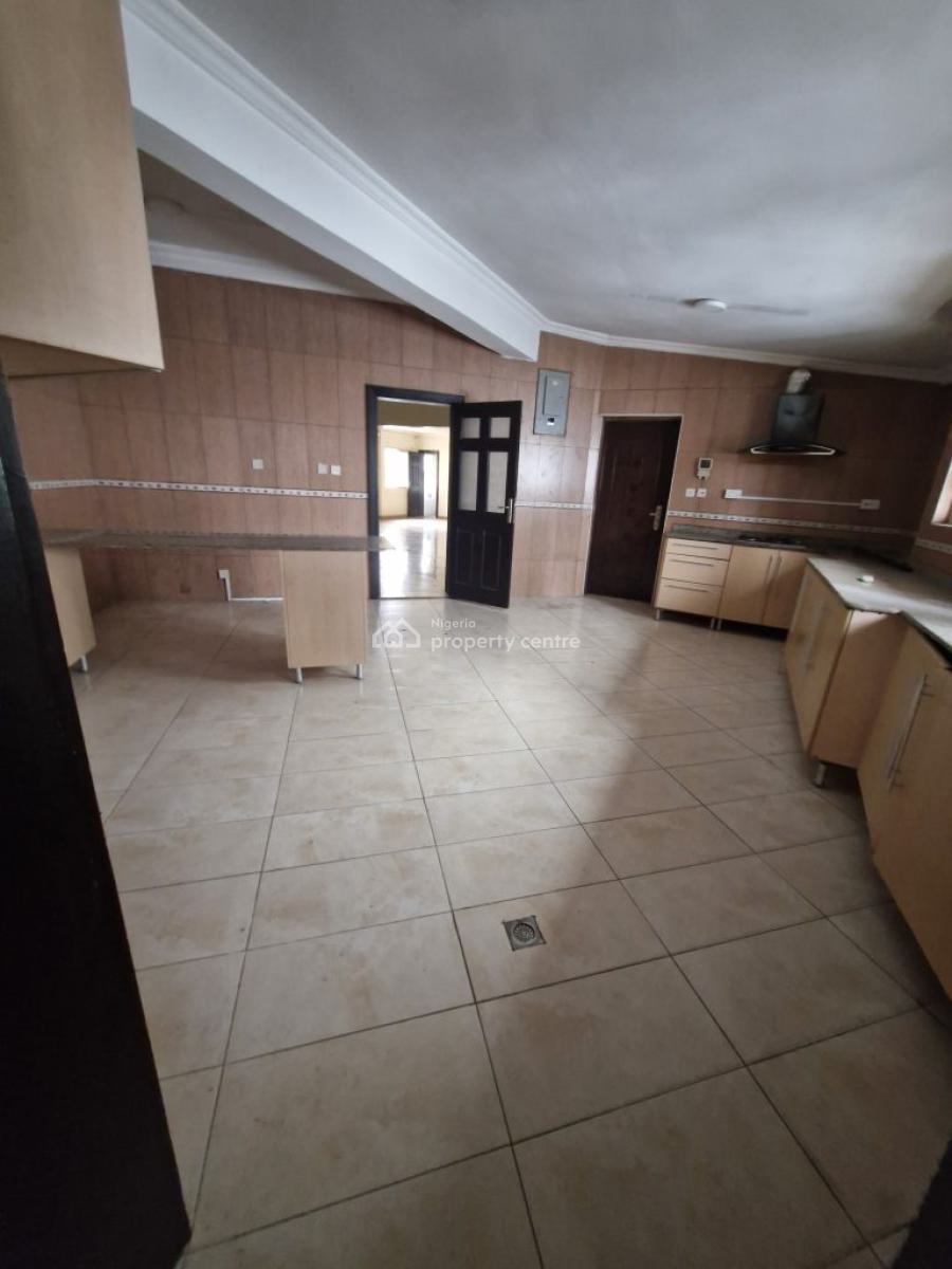 Spacious 3 Bedroom Apartment with Bq on 2nd Floor, Oniru, Victoria Island (vi), Lagos, Flat / Apartment for Rent