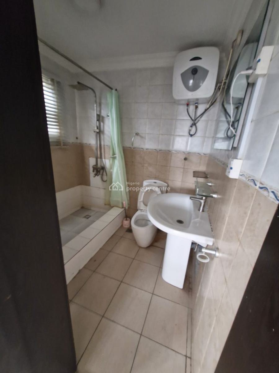 Spacious 3 Bedroom Apartment with Bq on 2nd Floor, Oniru, Victoria Island (vi), Lagos, Flat / Apartment for Rent