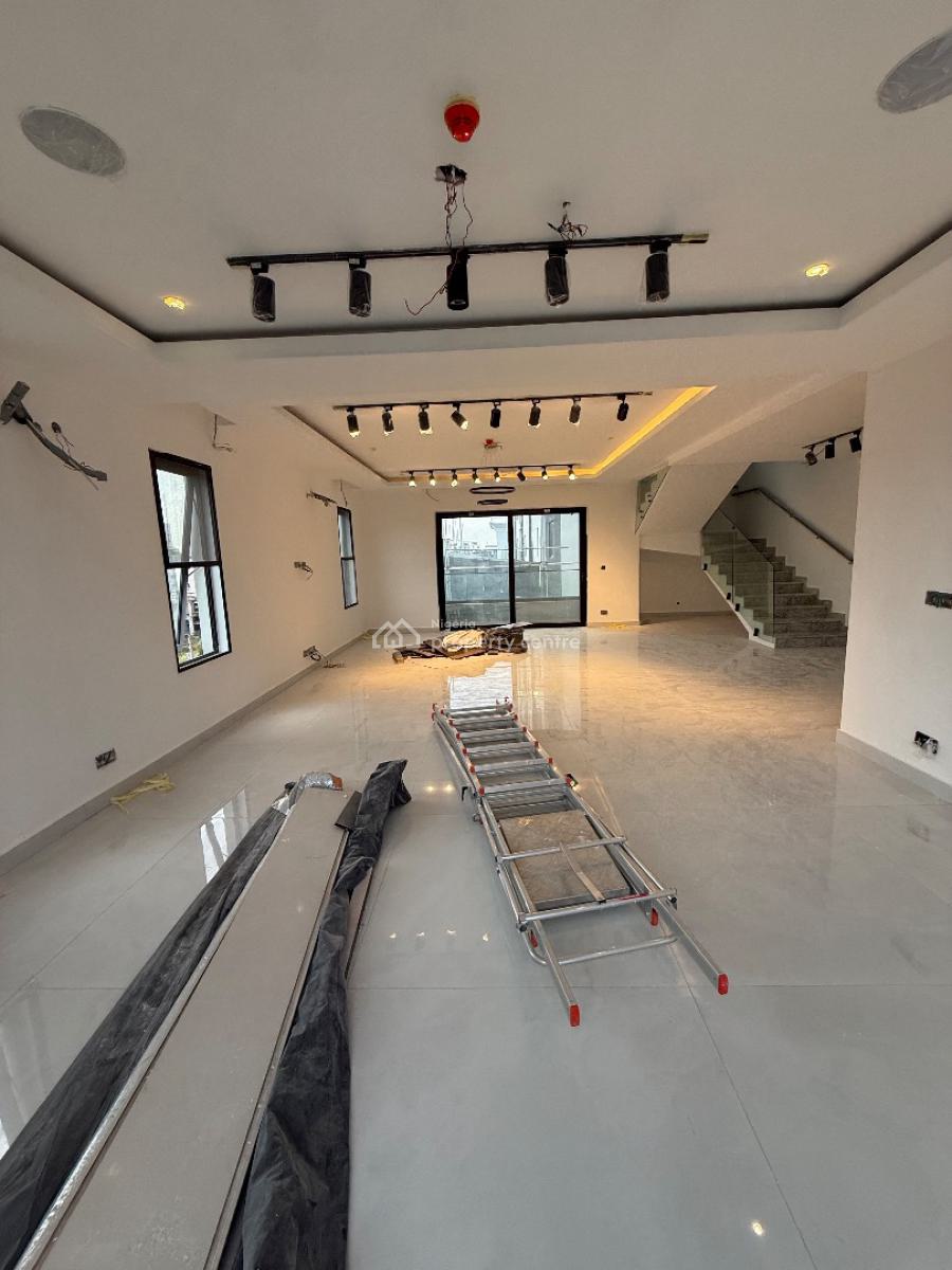 4 Bedrooms Maisionette with Rooftop Pool and More, Ikoyi, Lagos, Flat / Apartment for Sale
