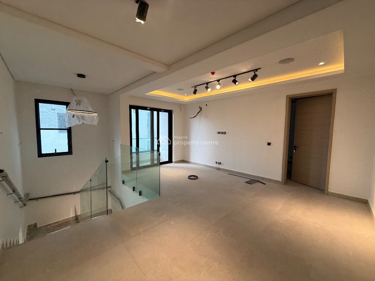 4 Bedrooms Maisionette with Rooftop Pool and More, Ikoyi, Lagos, Flat / Apartment for Sale