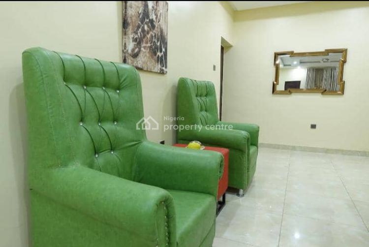 Alluring 3 Bedrooms Flat with Pool and Gym, Agidingbi, Ikeja, Lagos, Flat / Apartment Short Let