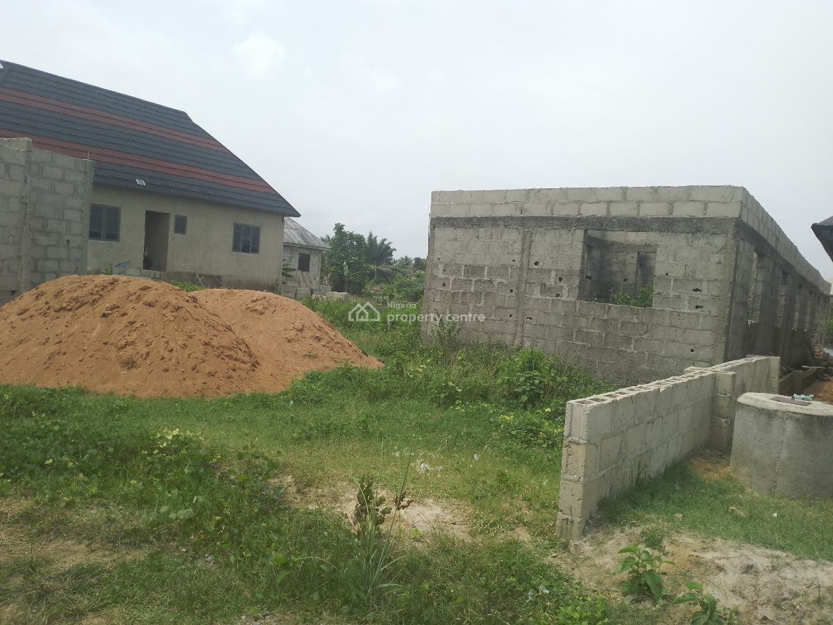 2 Bedrooms Bungalow, Oreta, Igbogbo, Ikorodu, Lagos, Detached Bungalow for Sale