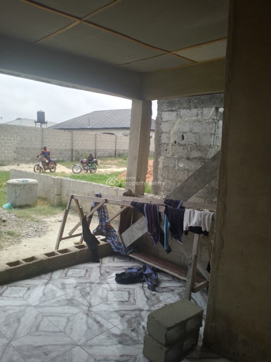 2 Bedrooms Bungalow, Oreta, Igbogbo, Ikorodu, Lagos, Detached Bungalow for Sale