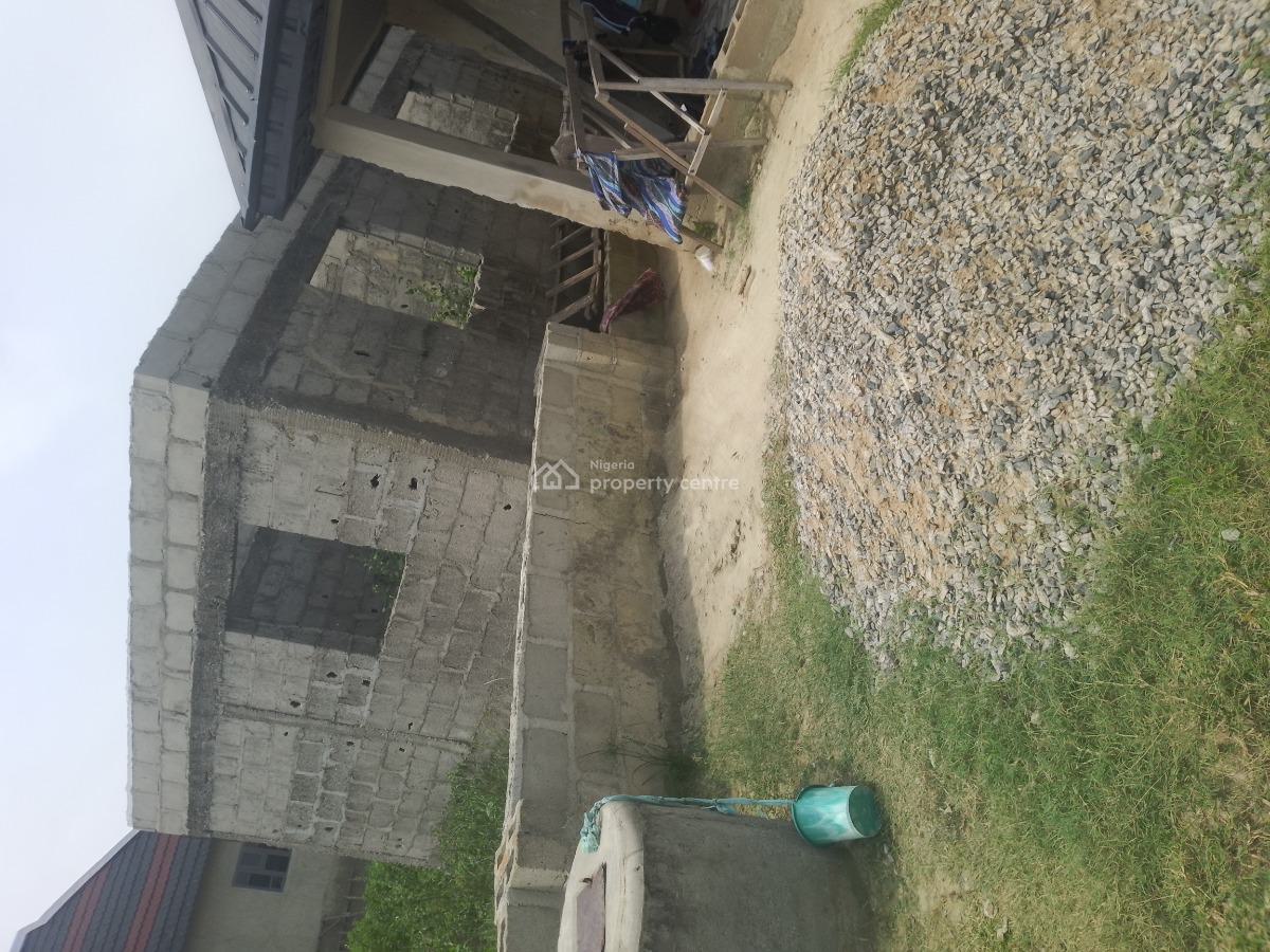 2 Bedrooms Bungalow, Oreta, Igbogbo, Ikorodu, Lagos, Detached Bungalow for Sale