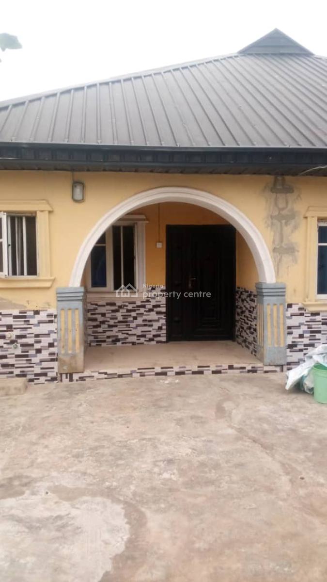 Mini Flat, Maternity, Off Bayeku Road, Igbogbo, Ikorodu, Lagos, House for Rent