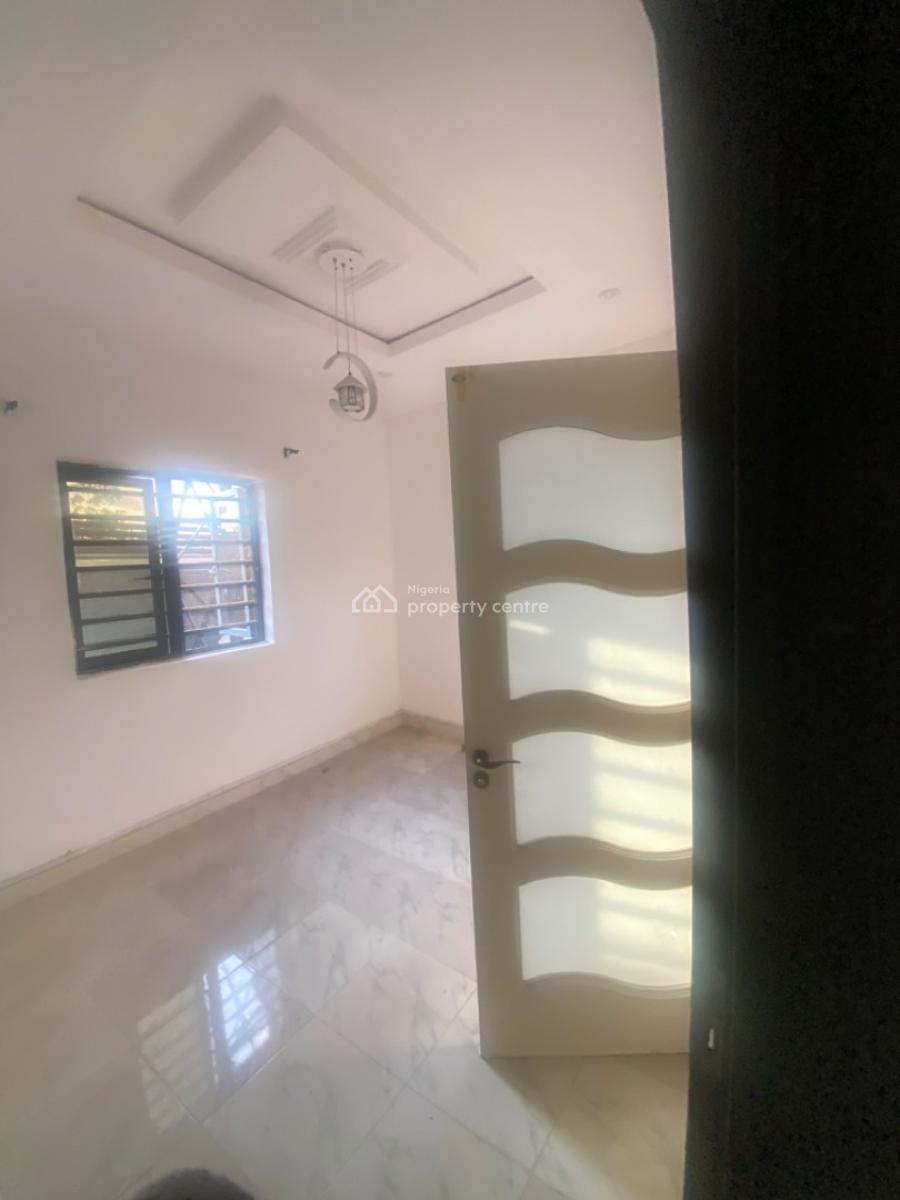 Luxuriously Mini Flat / Apartment with Excellent Finishing, No. 1b, Segun Street, Abijo, Lekki, Lagos, Mini Flat (room and Parlour) for Rent