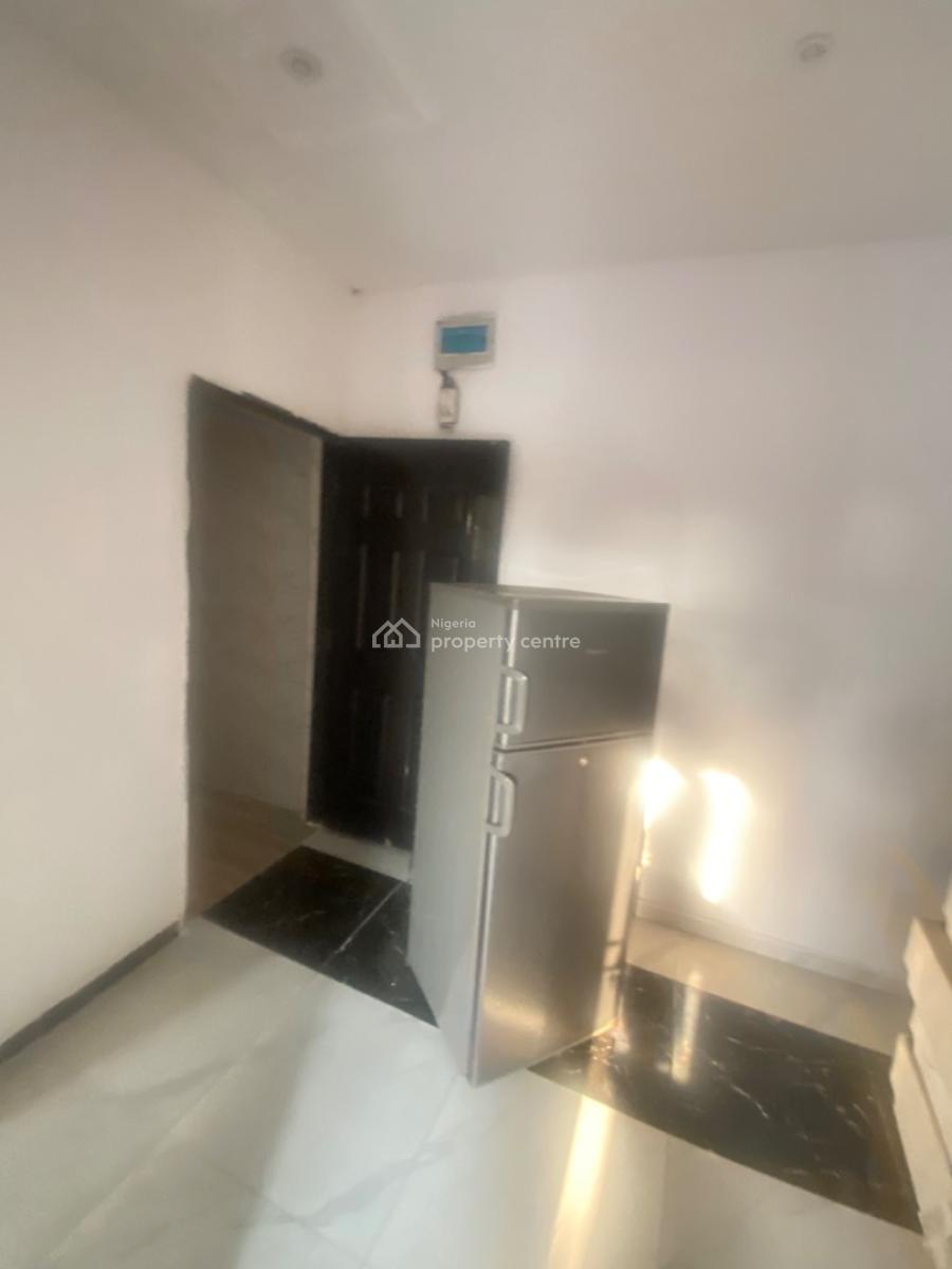 Luxuriously Mini Flat / Apartment with Excellent Finishing, No. 1b, Segun Street, Abijo, Lekki, Lagos, Mini Flat (room and Parlour) for Rent