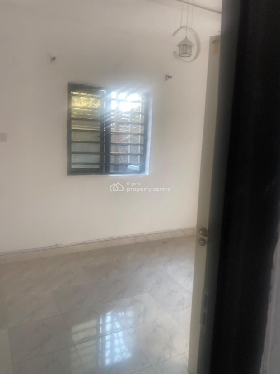 Luxuriously Mini Flat / Apartment with Excellent Finishing, No. 1b, Segun Street, Abijo, Lekki, Lagos, Mini Flat (room and Parlour) for Rent