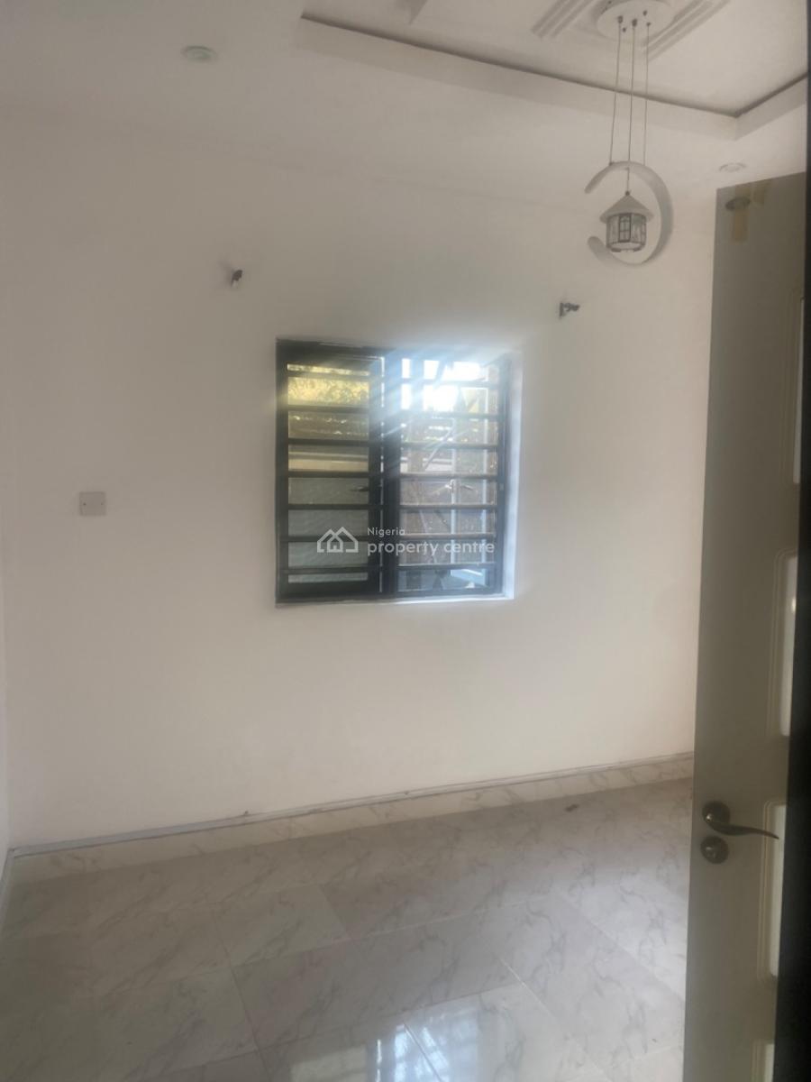 Luxuriously Mini Flat / Apartment with Excellent Finishing, No. 1b, Segun Street, Abijo, Lekki, Lagos, Mini Flat (room and Parlour) for Rent